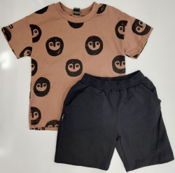 Комплект Baby boom футболка йети на бежевом+шорты чёрный 104